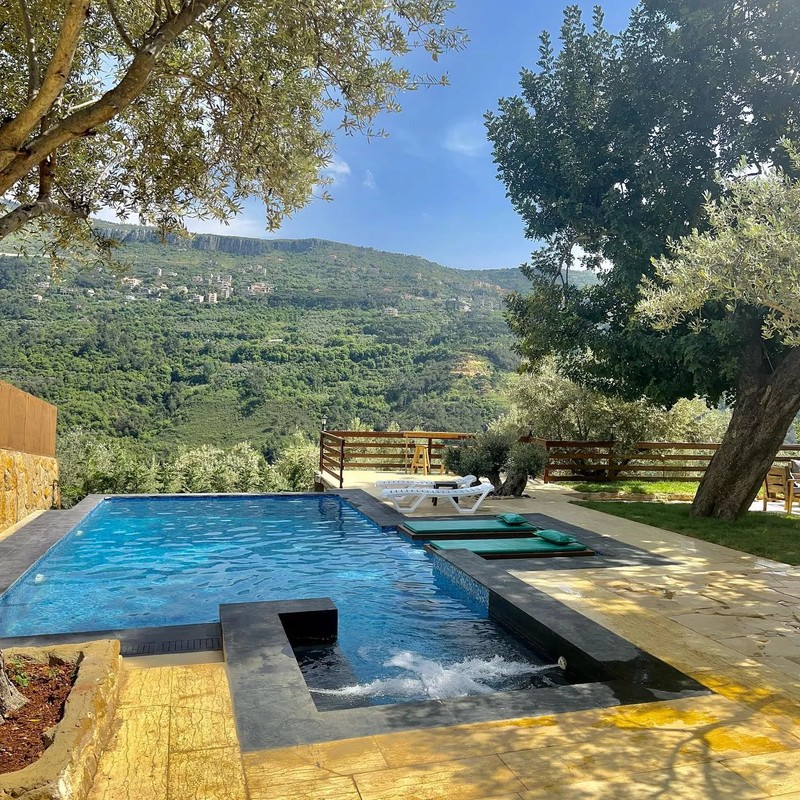 Cover Picture 1 Of HideAway 