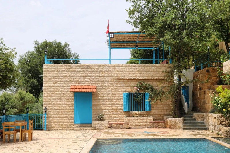 Cover Picture 1 Of PAVO Private Pool