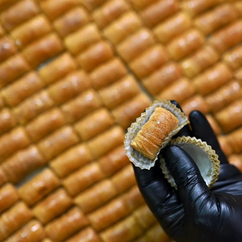 Cover Picture 2 Of Tivoli - Pastry