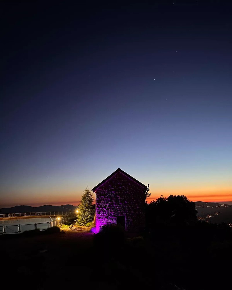 Cover Picture 2 Of Cabane Florentine