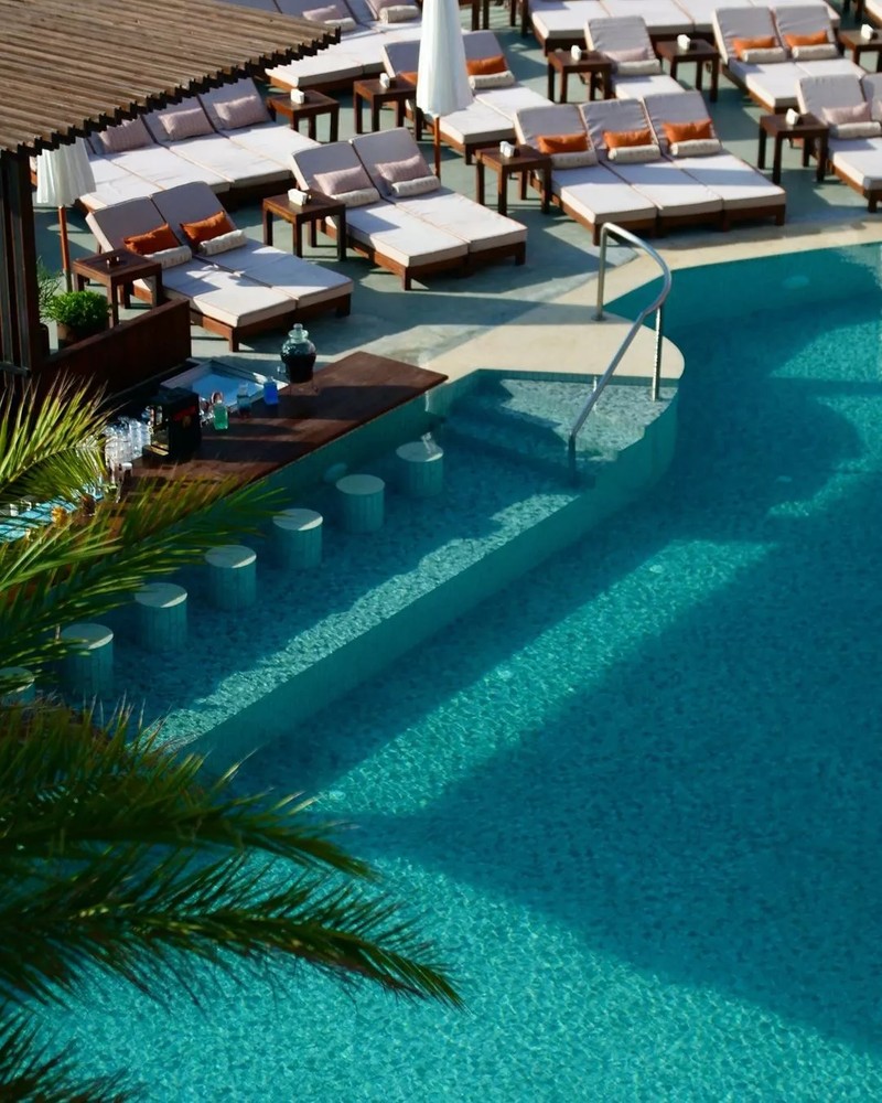 Cover Picture 1 Of La Plage Beach Club