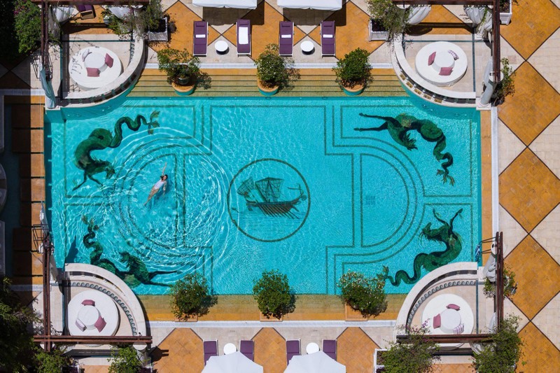 Cover Picture 1 Of Phoenicia Beirut