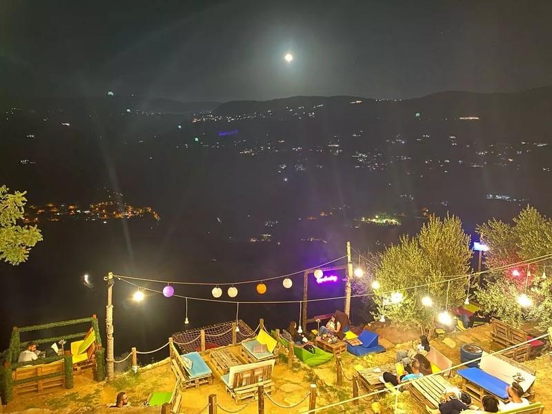 Cover Picture 1 Of Life Escape Cafe Bar