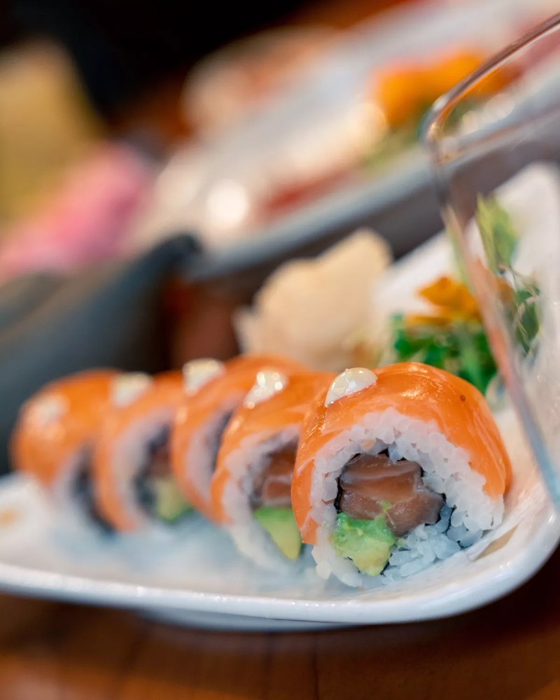 Cover Picture 2 Of Le Sushi Bar