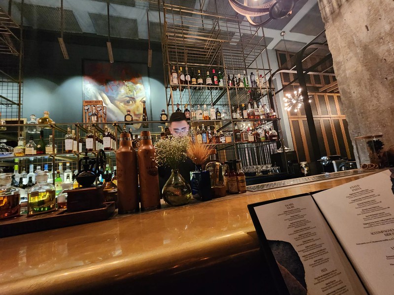 Cover Picture 2 Of Bar du Port