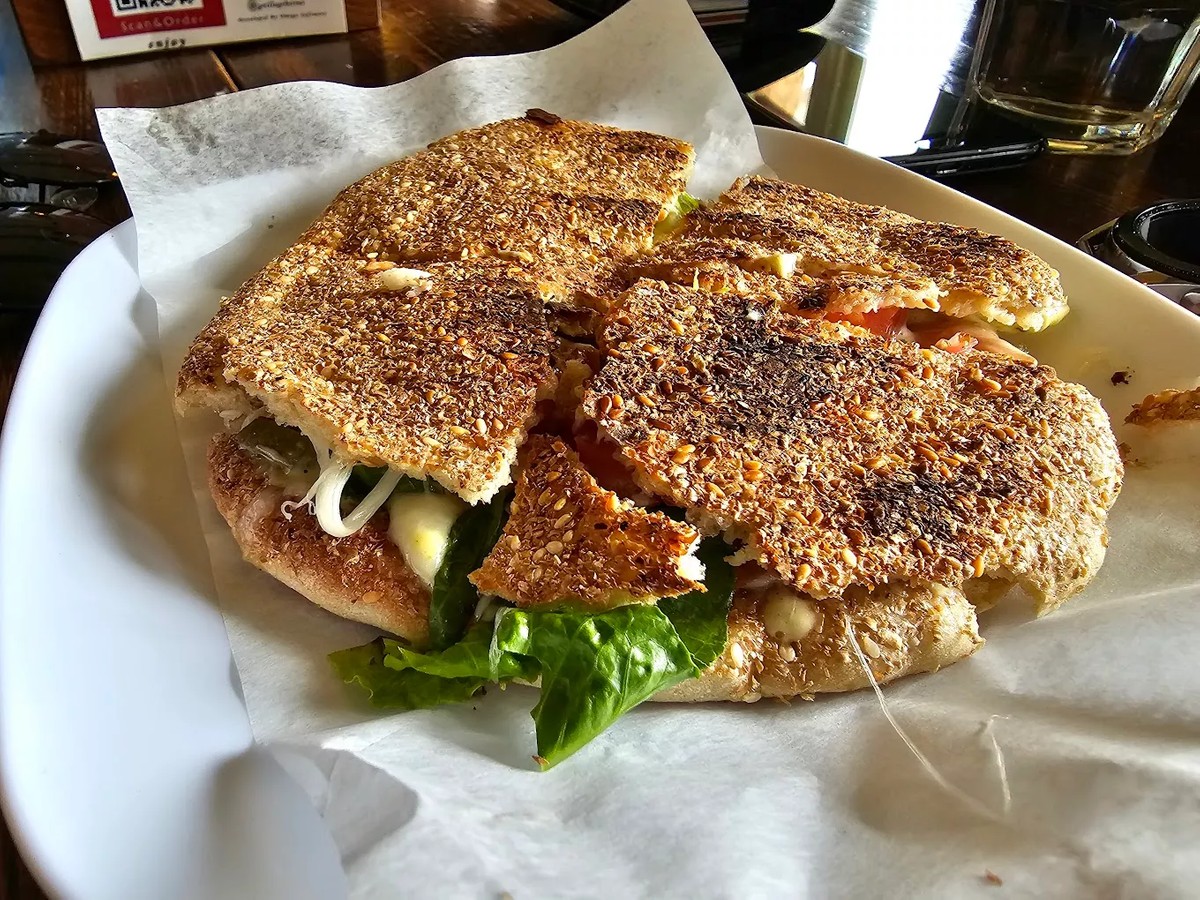 Gvillage Restaurant