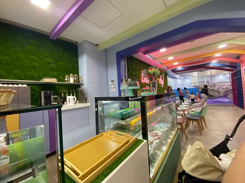 Cover Picture 1 Of Glow Kids Club