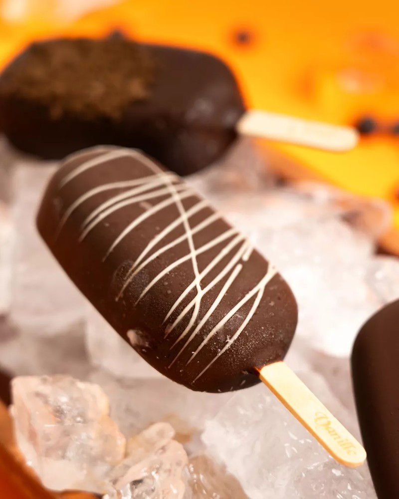 Cover Picture 2 Of Chocolatine