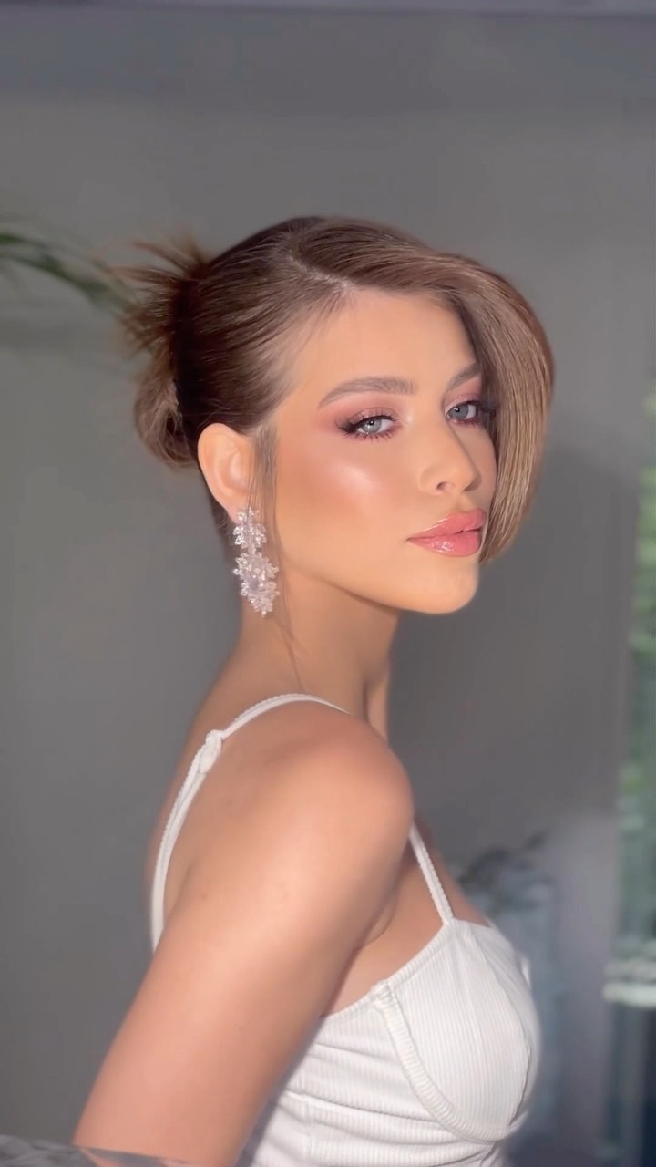Cover Picture 1 Of Chase Beauty