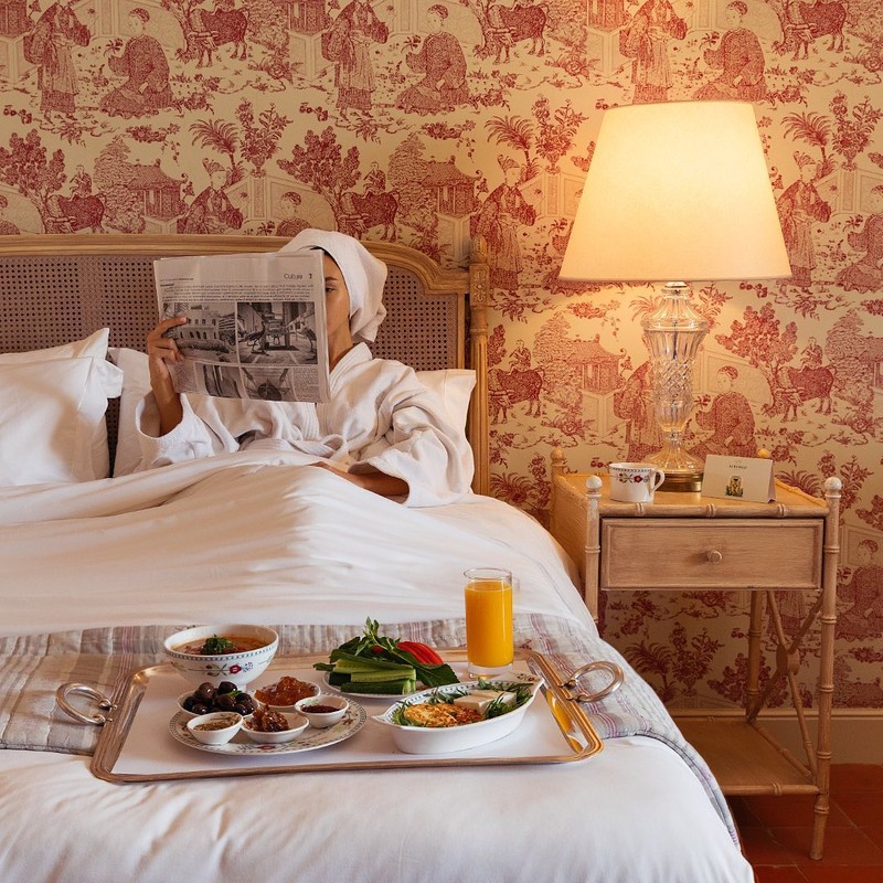 Cover Picture 2 Of Albergo 