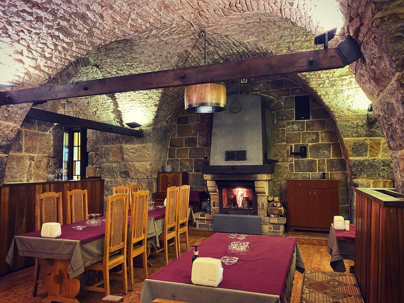 Cover Picture 2 Of Les Caves Roum