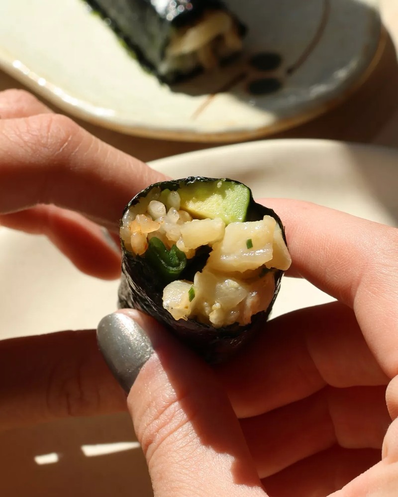 Cover Picture 2 Of Suki Beirut 