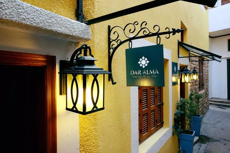 Cover Picture 3 Of Dar Alma