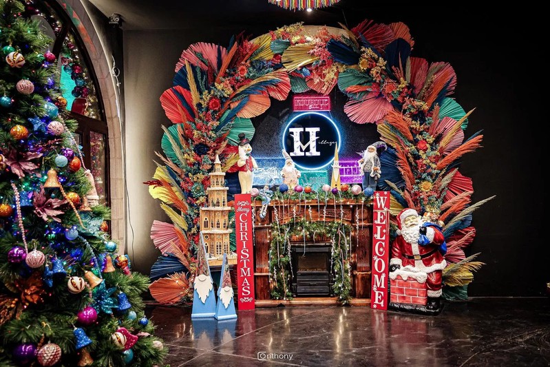 Cover Picture 2 Of H village